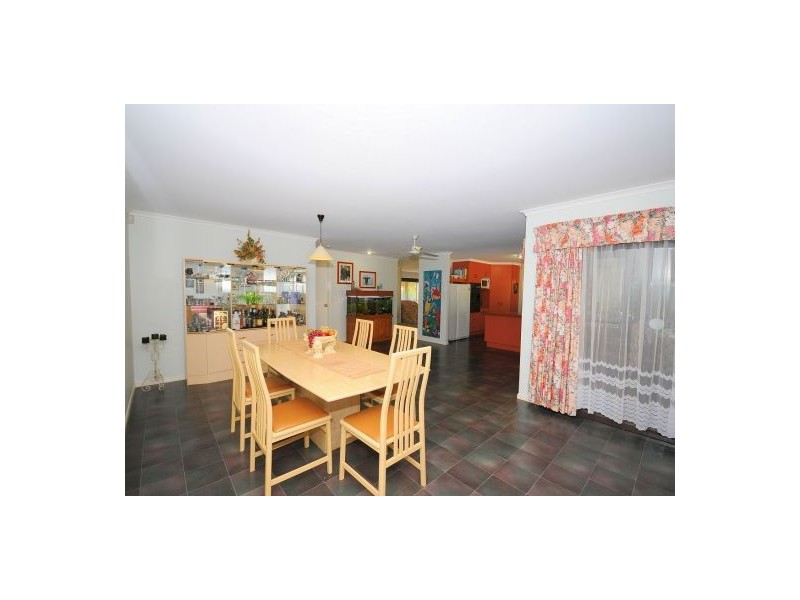 222 Denmans Camp Road, Wondunna QLD 4655