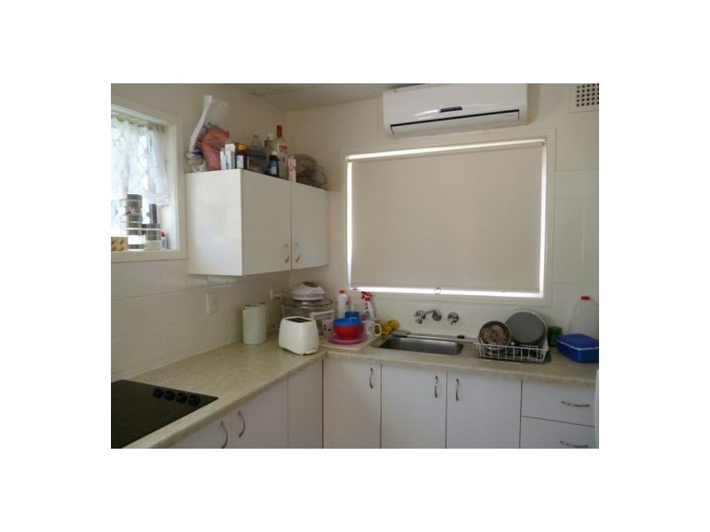 2/480 Esplanade, Torquay QLD 4655