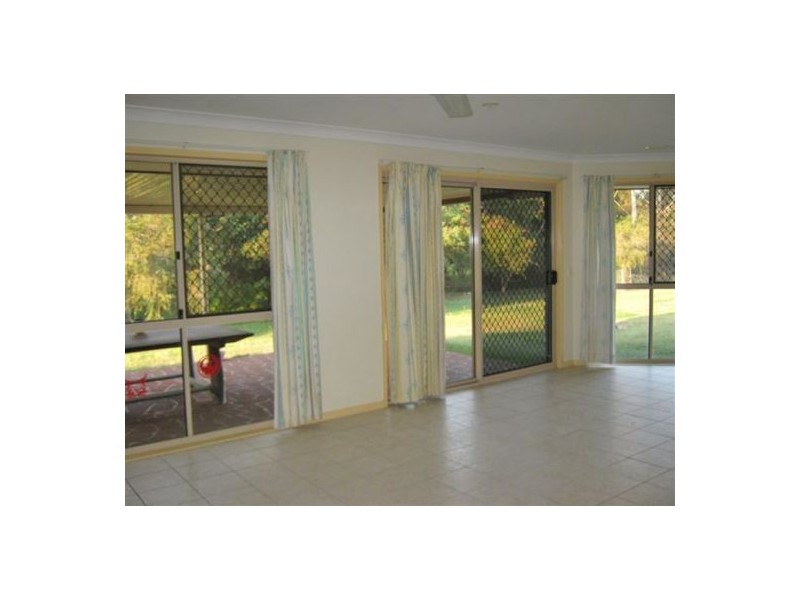 12  Waterview Dr, Dundowran Beach QLD 4655