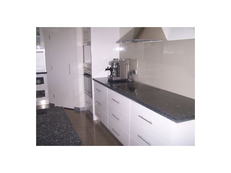 5 Jasmine Court, Dundowran Beach QLD 4655