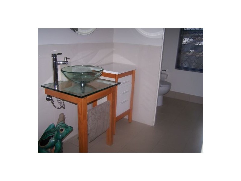 5 Jasmine Court, Dundowran Beach QLD 4655