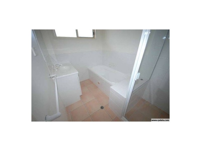 13 Wodalla Mews, Point Vernon QLD 4655