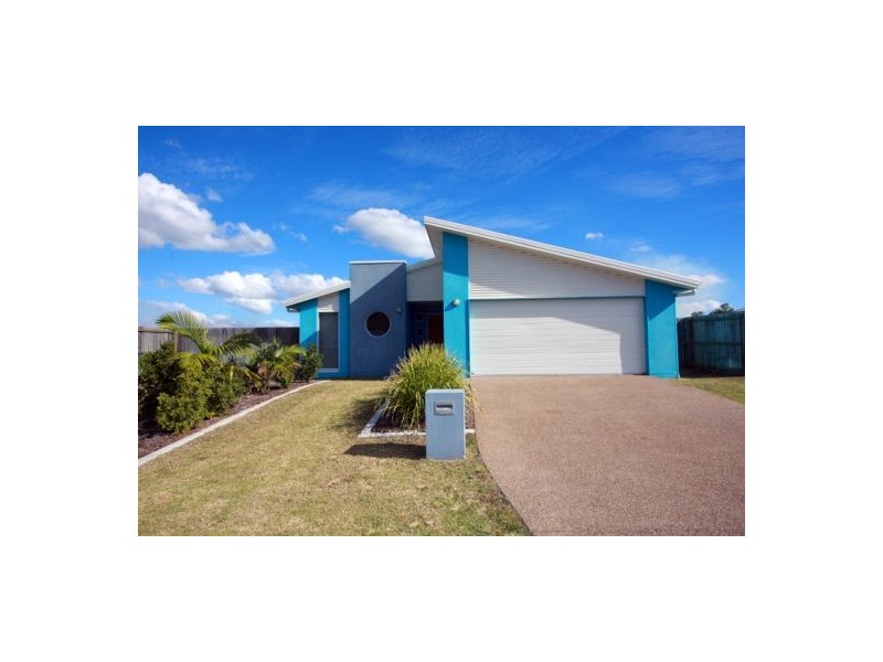 35  Fraser Waters Pde, Toogoom QLD 4655