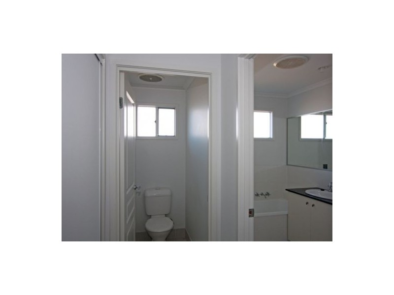 35  Fraser Waters Pde, Toogoom QLD 4655