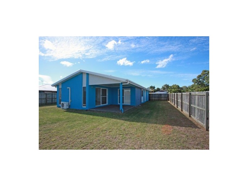35  Fraser Waters Pde, Toogoom QLD 4655