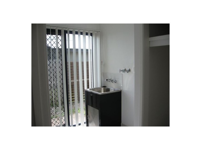 11 Captain Cook Street, Urraween QLD 4655