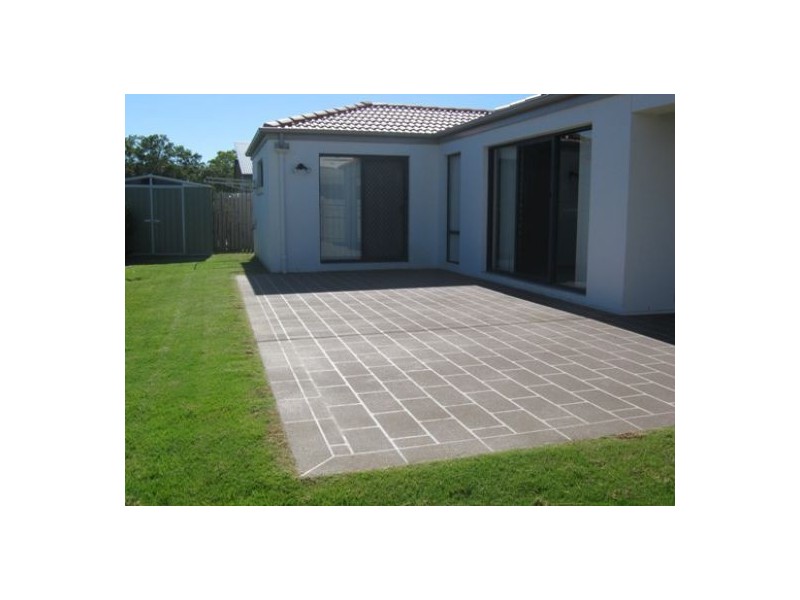 11 Captain Cook Street, Urraween QLD 4655