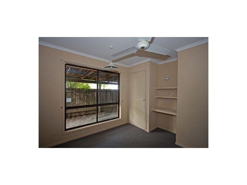 76 Cunningham Street, Urangan QLD 4655
