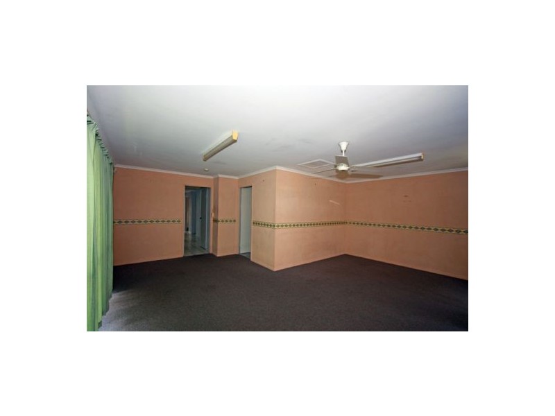76 Cunningham Street, Urangan QLD 4655
