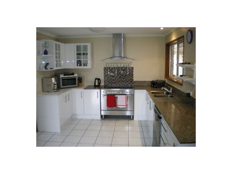 64 Corfield, Point Vernon QLD 4655