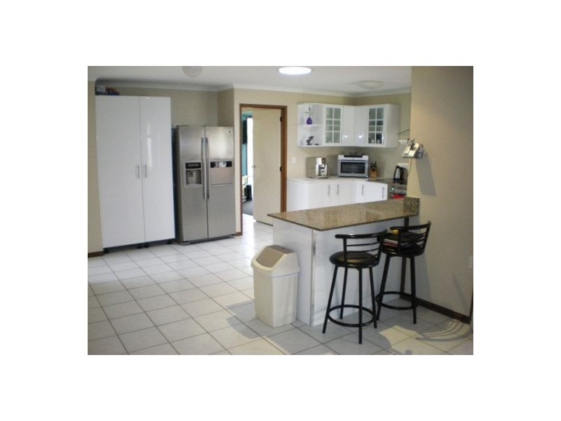 64 Corfield, Point Vernon QLD 4655