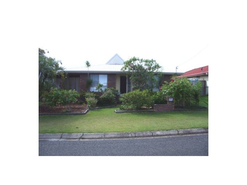 30 Bunker Avenue, Urraween QLD 4655
