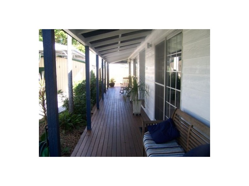 85 Kingfisher, Toogoom QLD 4655