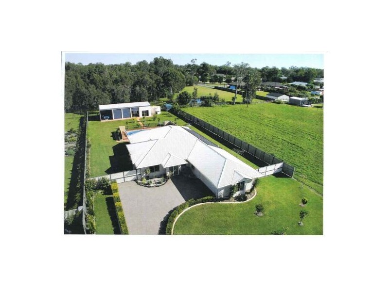 5 Cockatiel Ct., Dundowran Beach QLD 4655