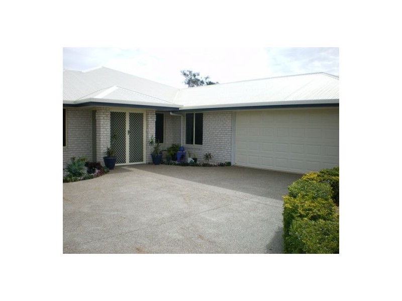 5 Cockatiel Ct., Dundowran Beach QLD 4655