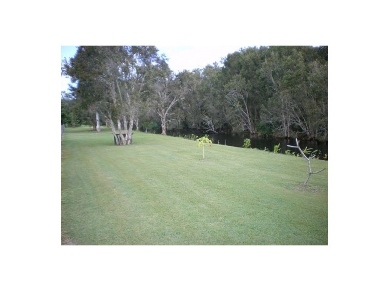 5 Cockatiel Ct., Dundowran Beach QLD 4655