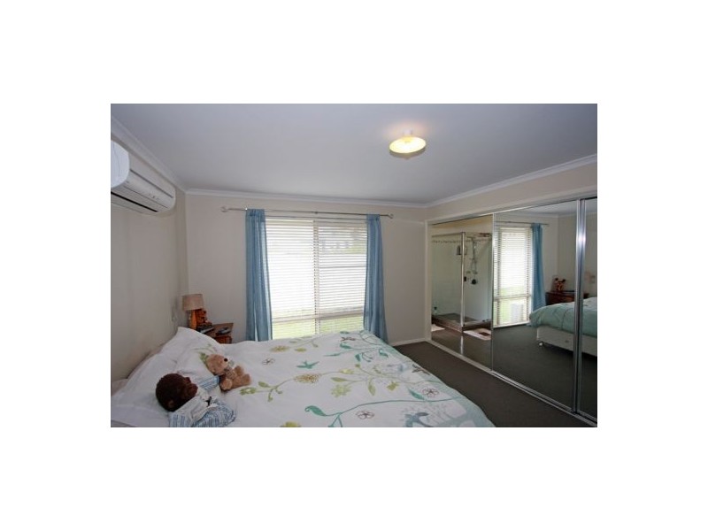 2 Schooner Rise, River Heads QLD 4655