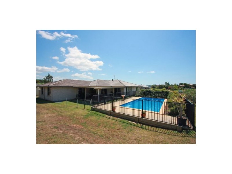 2 Schooner Rise, River Heads QLD 4655
