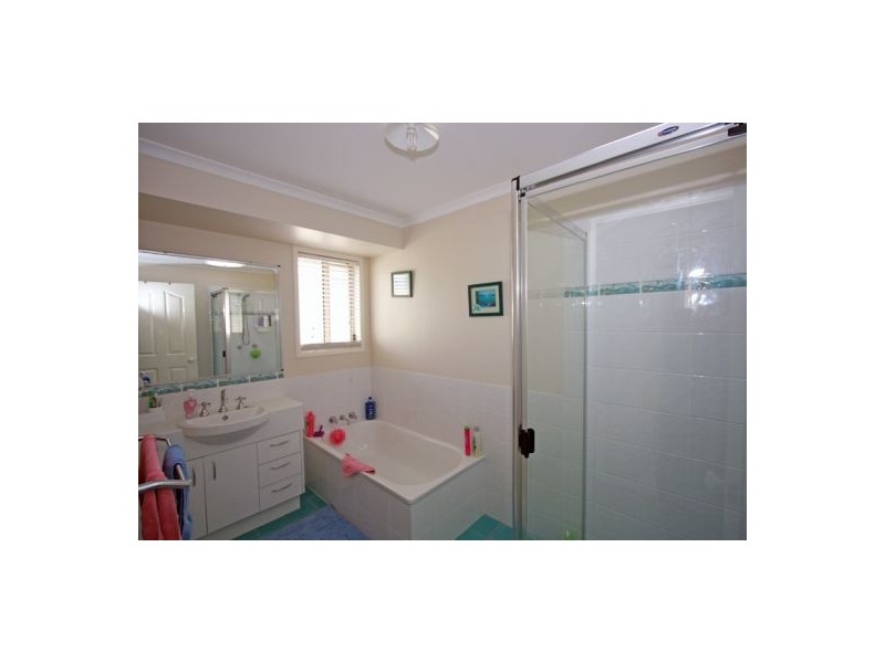 2 Schooner Rise, River Heads QLD 4655