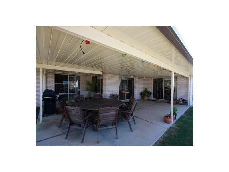 2 Schooner Rise, River Heads QLD 4655