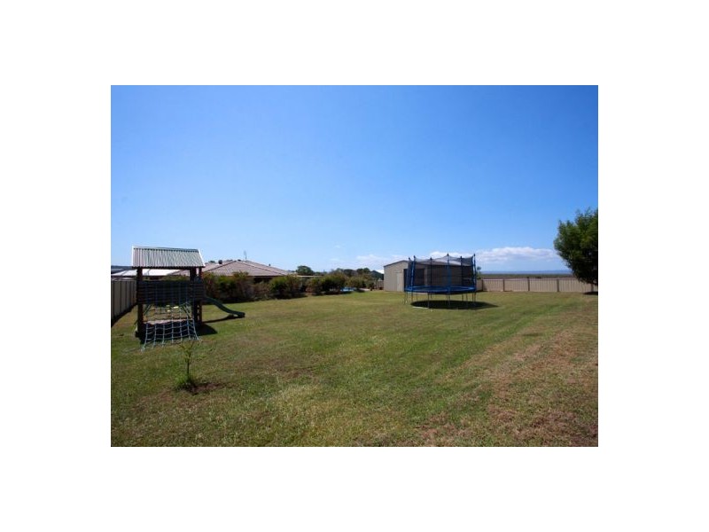 2 Schooner Rise, River Heads QLD 4655