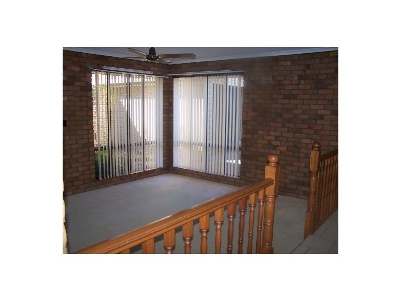 1 Hughes Rd, Wondunna QLD 4655