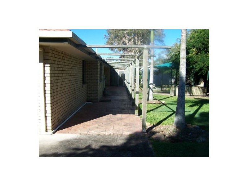 1 Hughes Rd, Wondunna QLD 4655