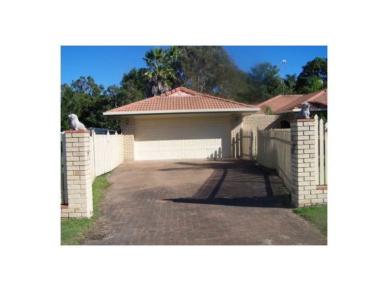 1 Hughes Rd, Wondunna QLD 4655