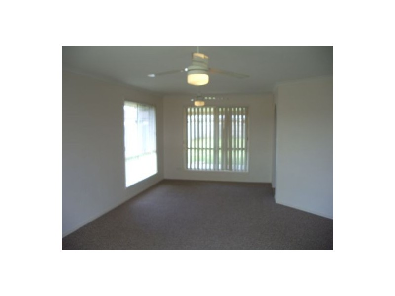 20 Archer Drive, Point Vernon QLD 4655