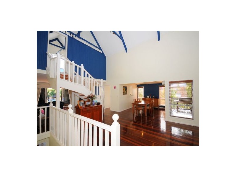 7 Awinya Court, Urraween QLD 4655