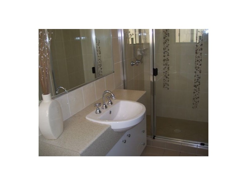 15 Lakeridge Dr, Dundowran QLD 4655