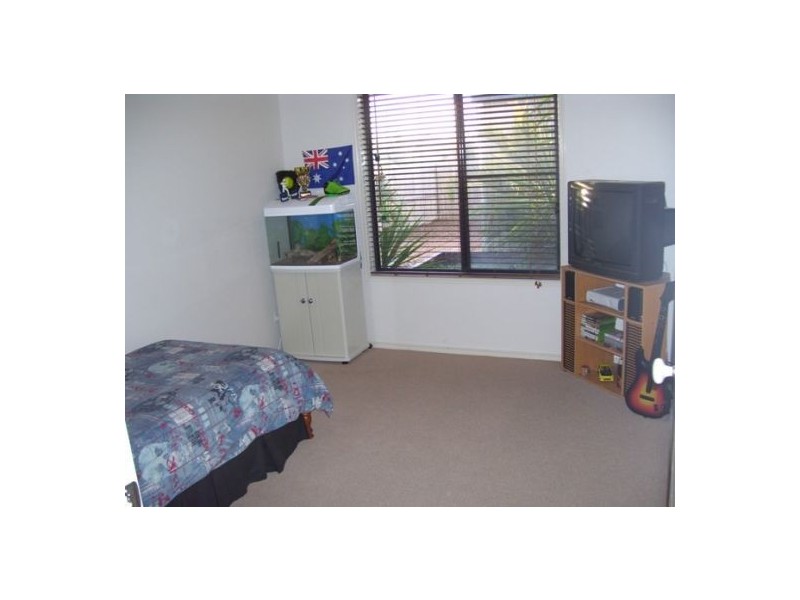 15 Lakeridge Dr, Dundowran QLD 4655