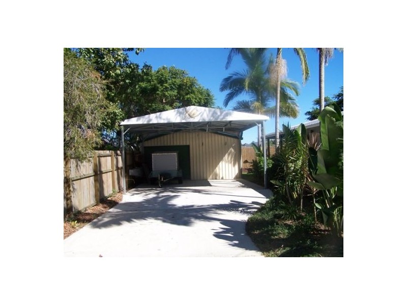 85 Kingfisher Parade, Toogoom QLD 4655