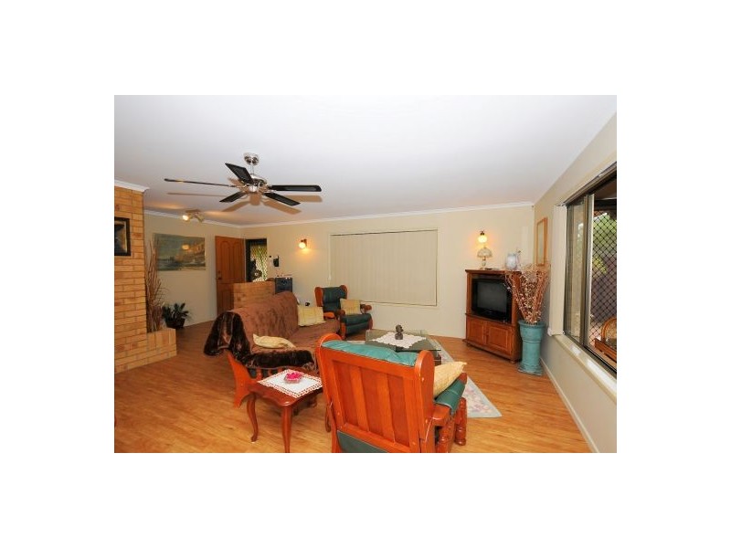 110 Corser Street, Point Vernon QLD 4655