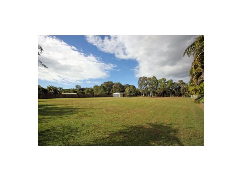 36 Meadow Dr, Dundowran Beach QLD 4655