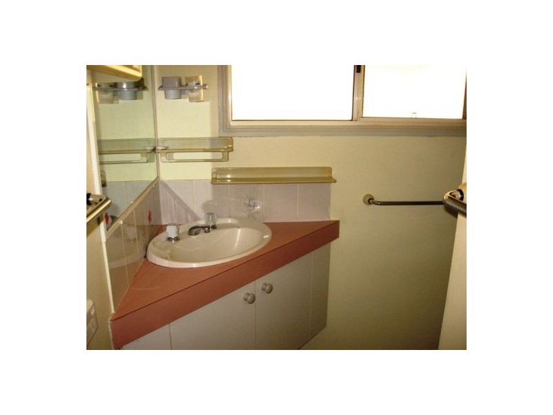 47 William Street, Urangan QLD 4655