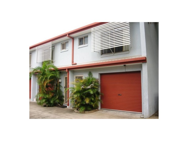 7/4 Pilot Street, Urangan QLD 4655