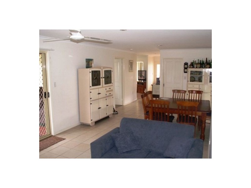143 Ibis Blvd, Eli Waters QLD 4655