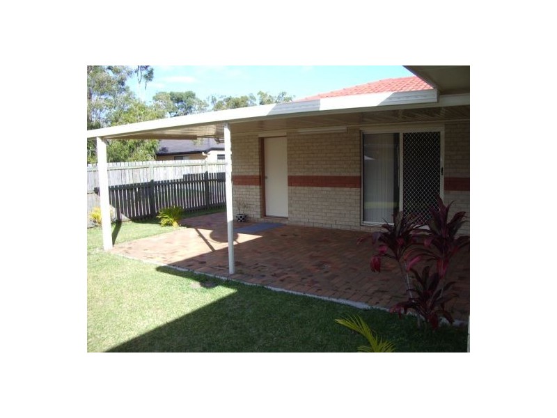 2/1 Daintree Drive, Torquay QLD 4655