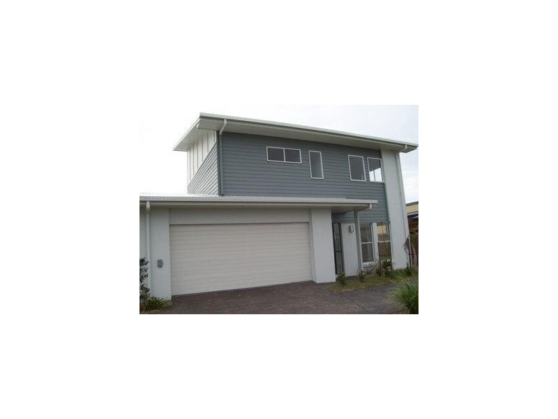 1/5 Seaway Parade, Hervey Bay QLD 4655