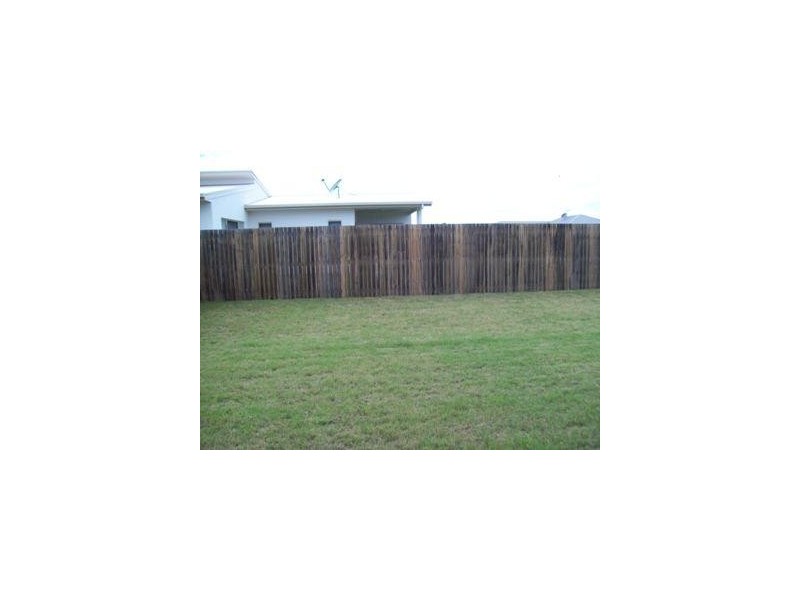 1/5 Seaway Parade, Hervey Bay QLD 4655