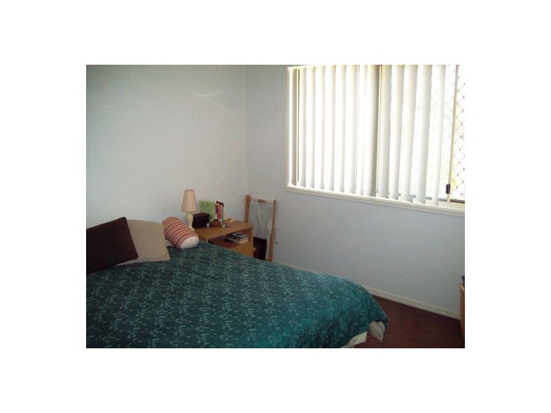 22 Topaz Circuit, Urangan QLD 4655