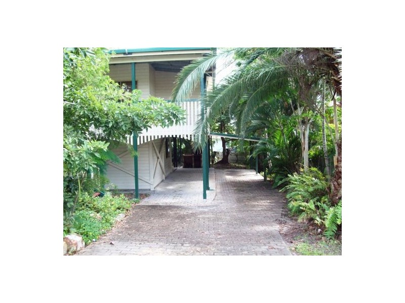 8 Beckwith Street, Torquay QLD 4655