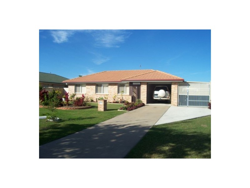 66 Banksia Street, Point Vernon QLD 4655