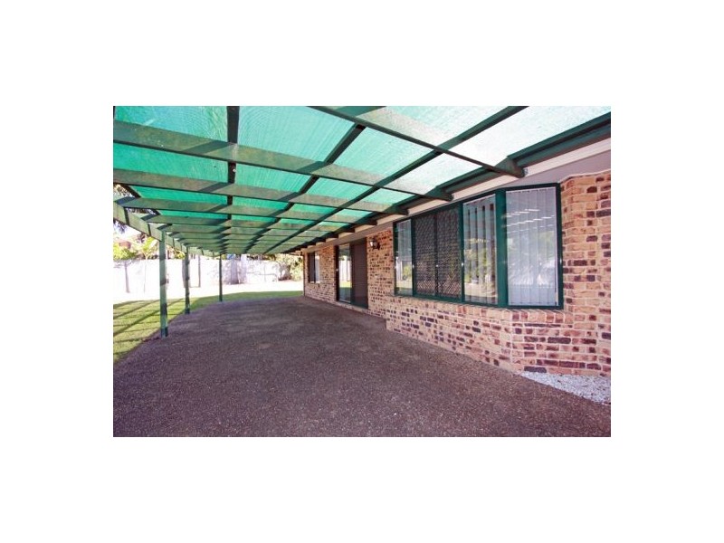 16 Rathdowne Ct, Urraween QLD 4655