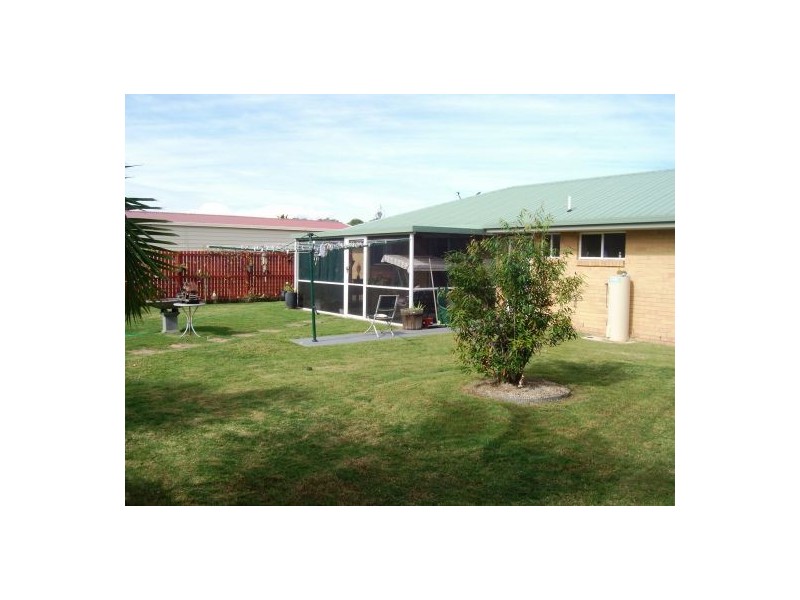 6 Kookaburra Drive, Eli Waters QLD 4655