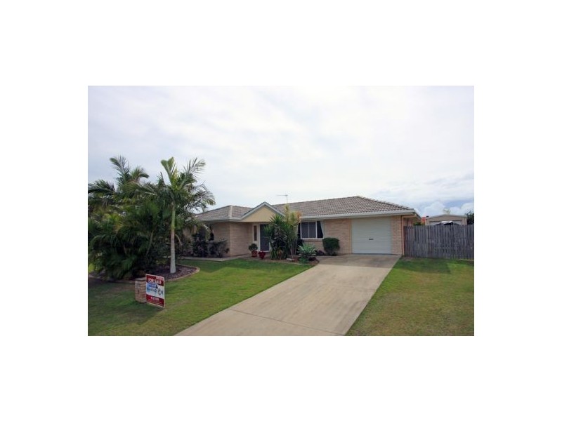 7 Sonder St, Urangan QLD 4655