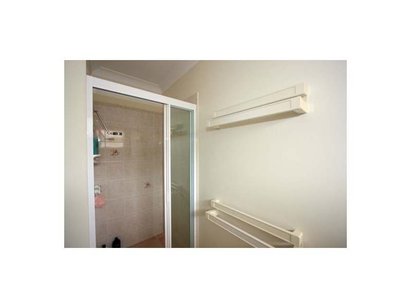 7 Sonder St, Urangan QLD 4655