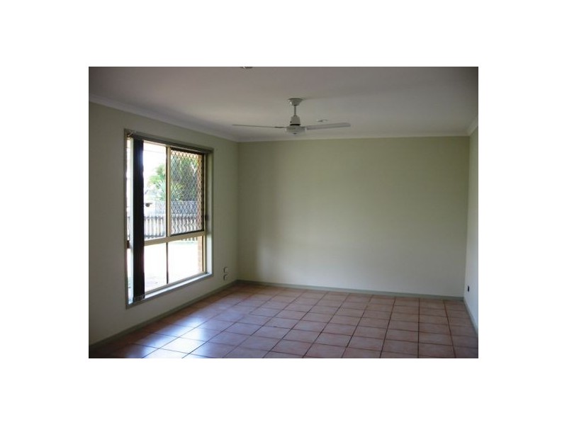 22 Merlin Drive, Urangan QLD 4655