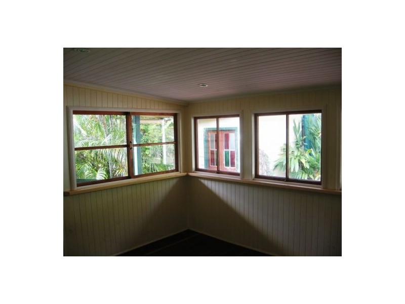 247 Torquay Terrace, Torquay QLD 4655